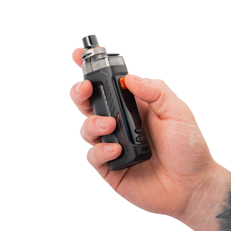 Black Armour G vape kit by Vaporesso in hand.